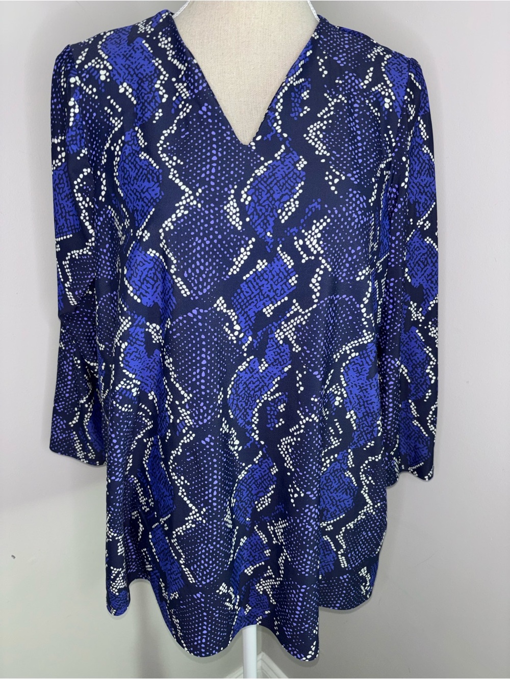 Jude Connally violet navy blue snakeskin print 3/4 sleeve stretch tunic Large